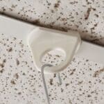 Ceiling Twist Loop with Round Base - 100 Pack